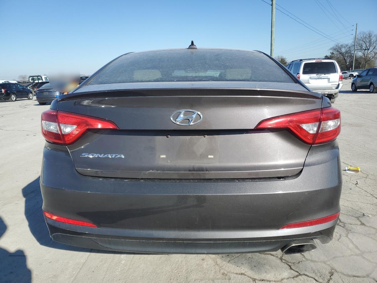 2015 Hyundai Sonata - Image 6