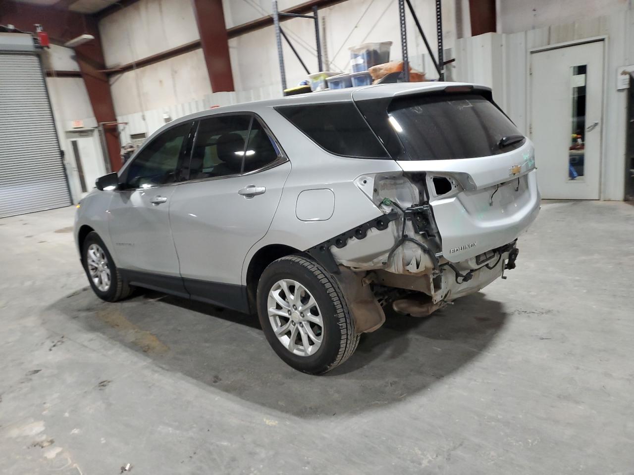 2020 Chevrolet Equinox - Image 2