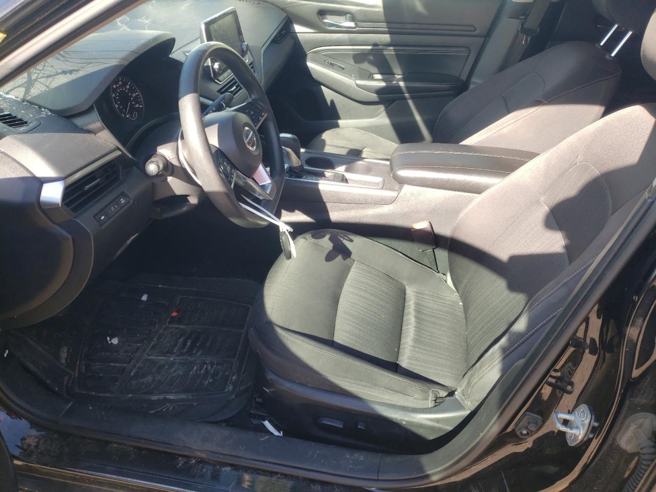 2019 Nissan Altima - Image 7