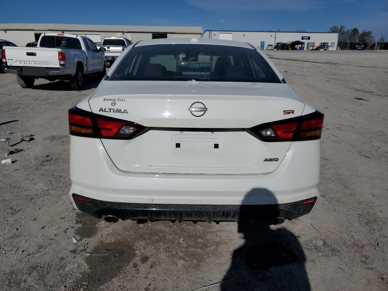 2024 Nissan Altima - Image 6