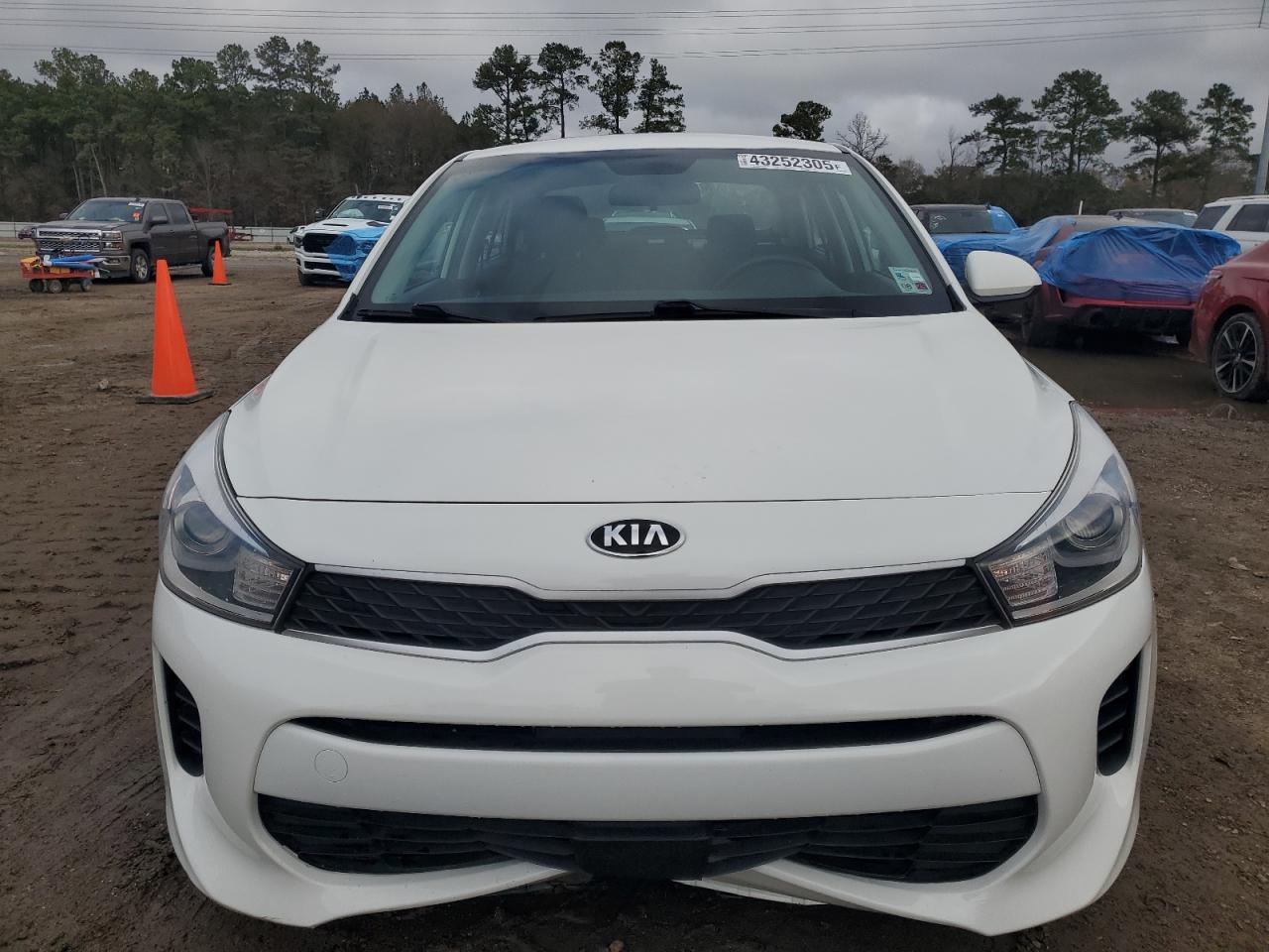 2020 Kia Rio - Image 5