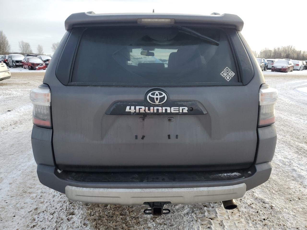 2019 Toyota 4Runner - Image 6