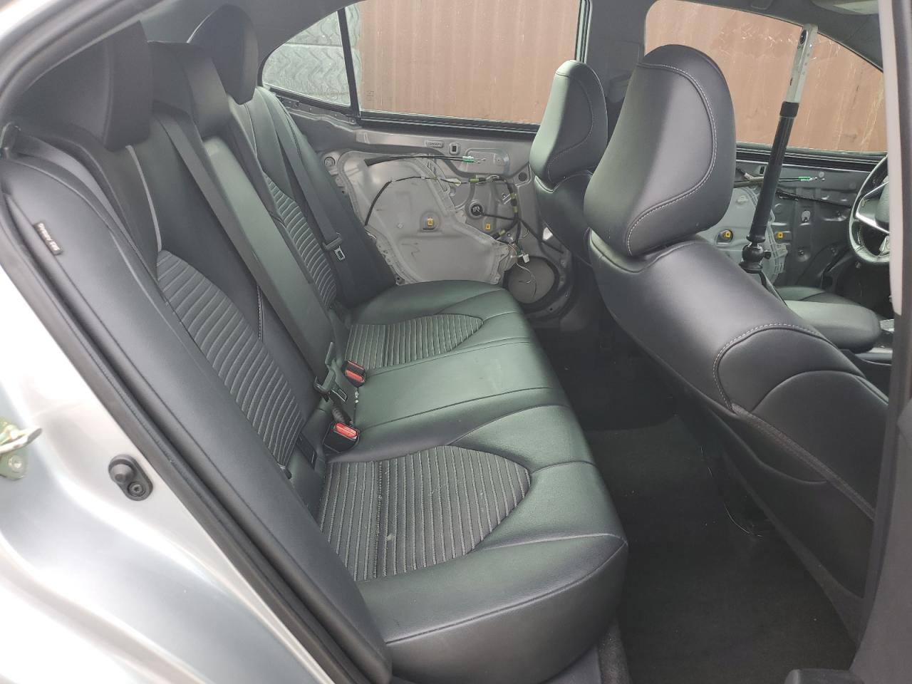 2020 Toyota Camry - Image 10