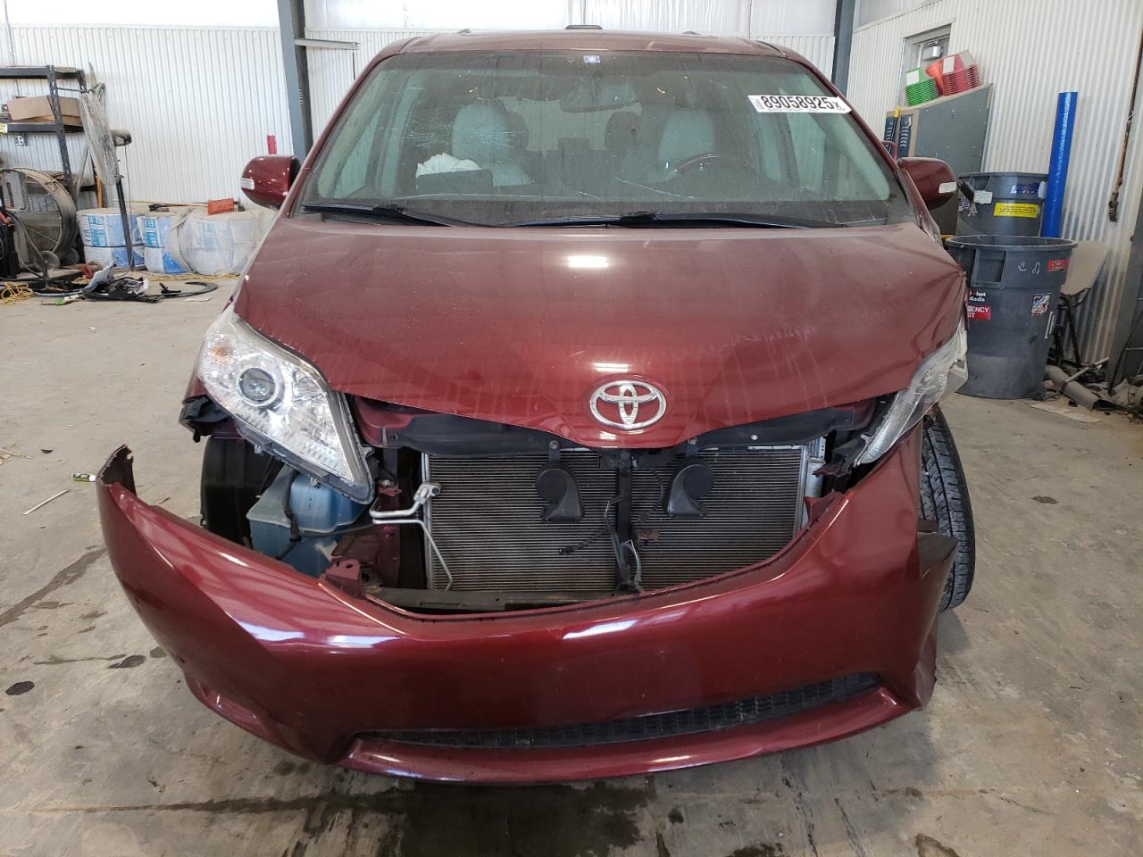 2013 Toyota Sienna - Image 5