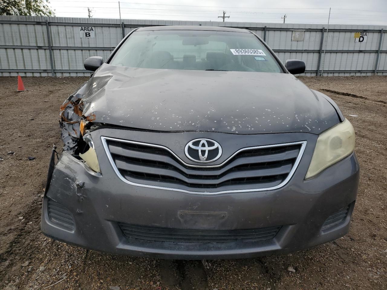 2010 Toyota Camry - Image 5