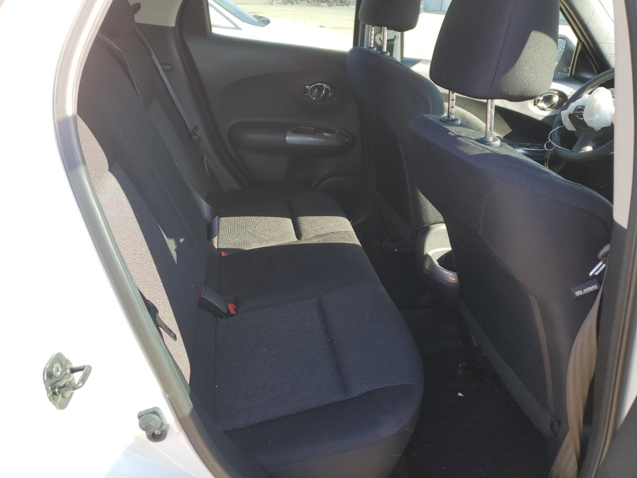 2013 Nissan Juke - Image 11