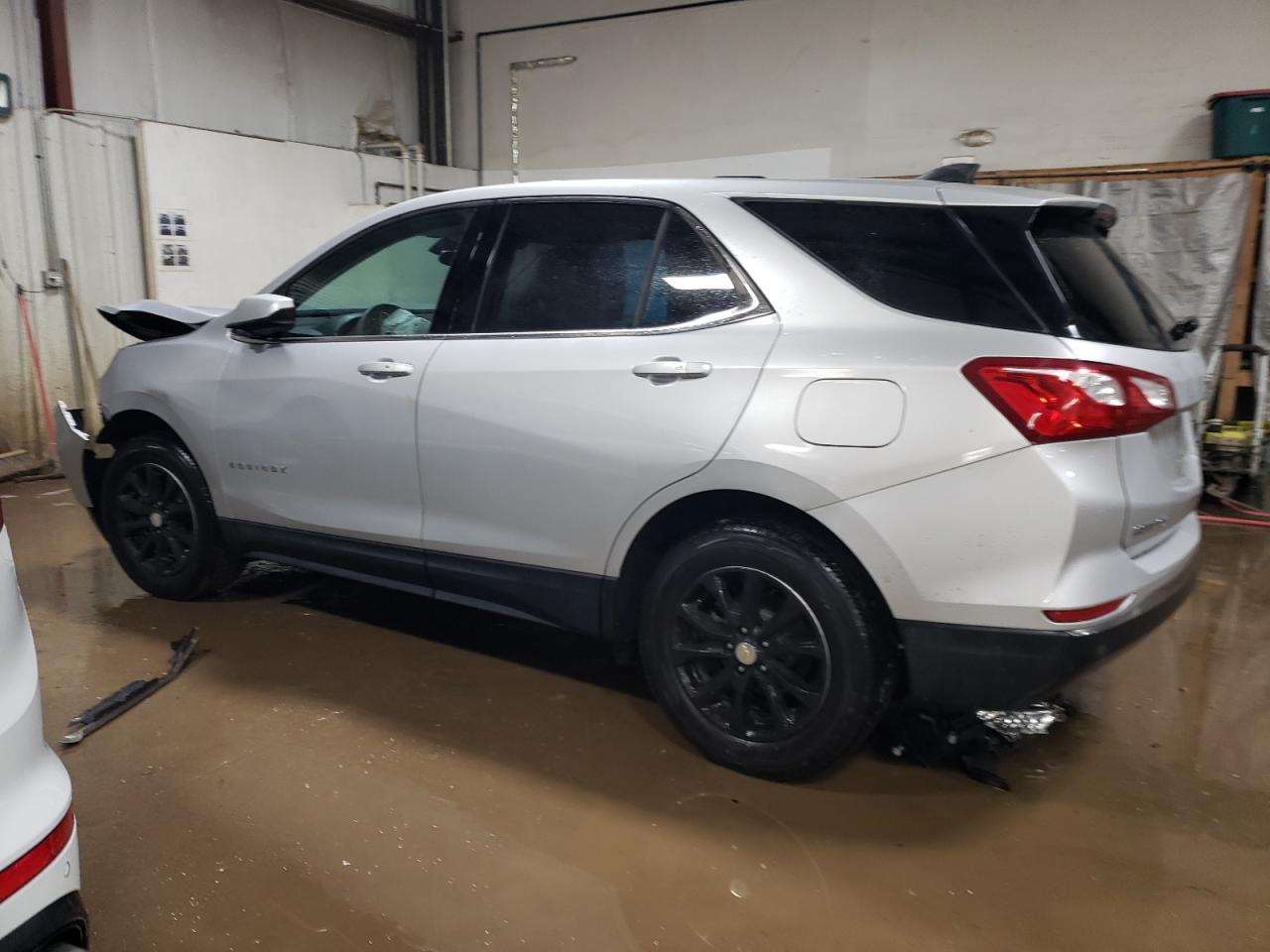 2019 Chevrolet Equinox - Image 2