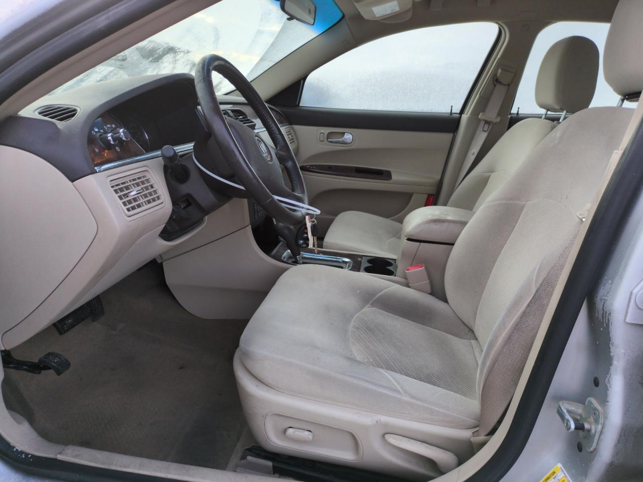 2009 Buick LaCrosse - Image 7
