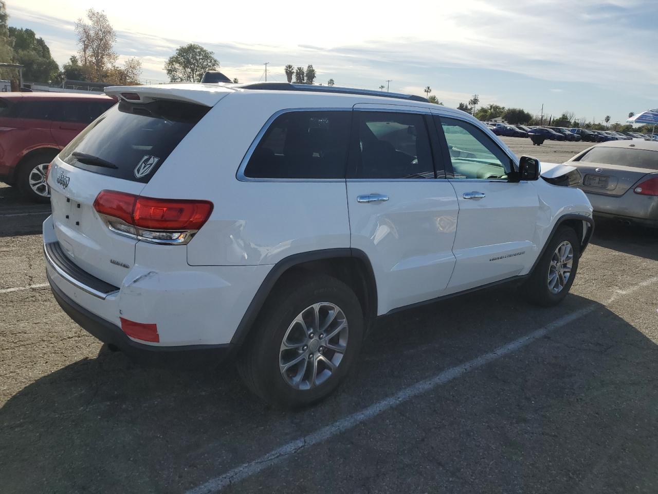 2016 Jeep Grand Cherokee - Image 3
