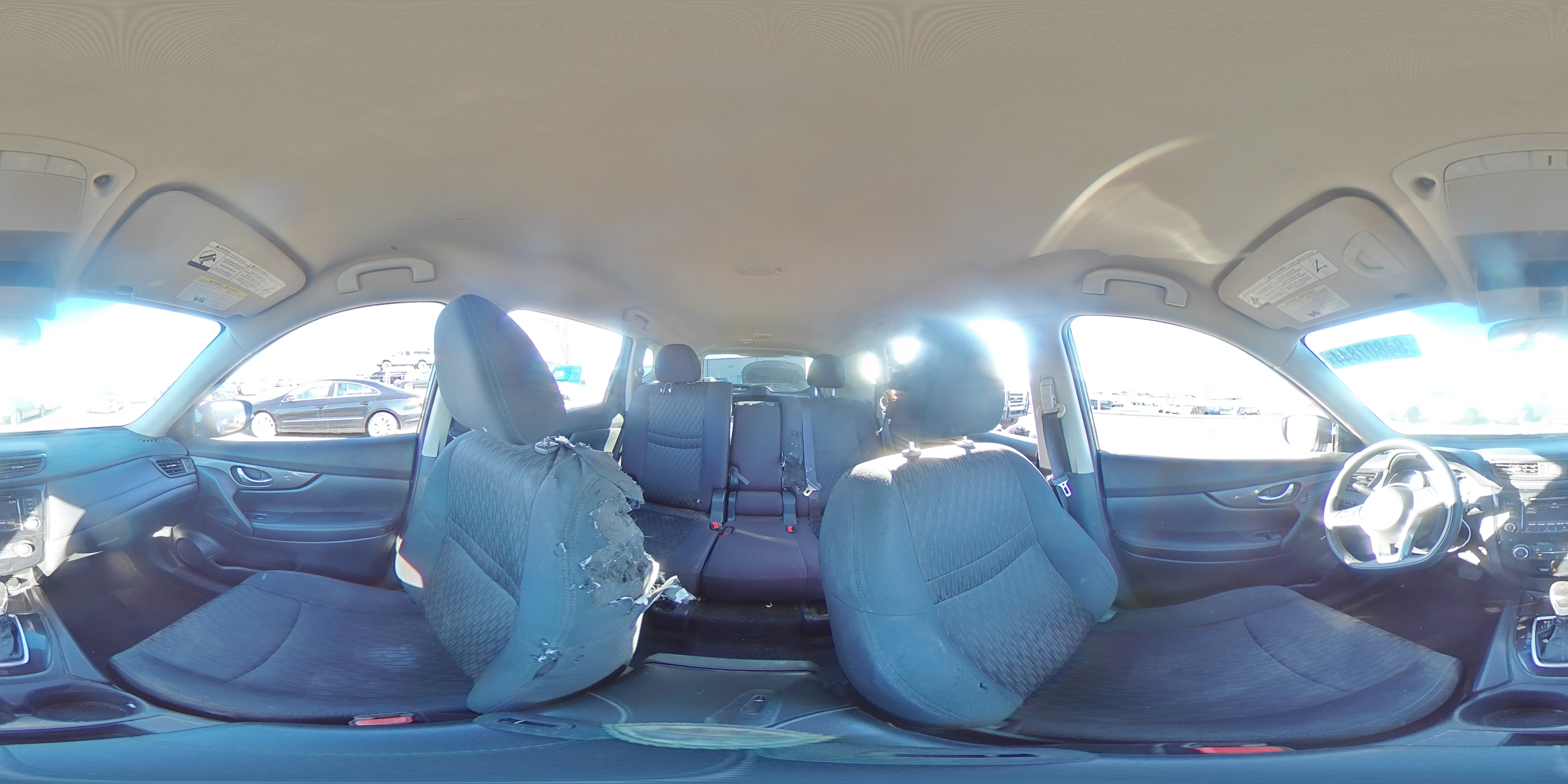 2018 Nissan Rogue - Image 15