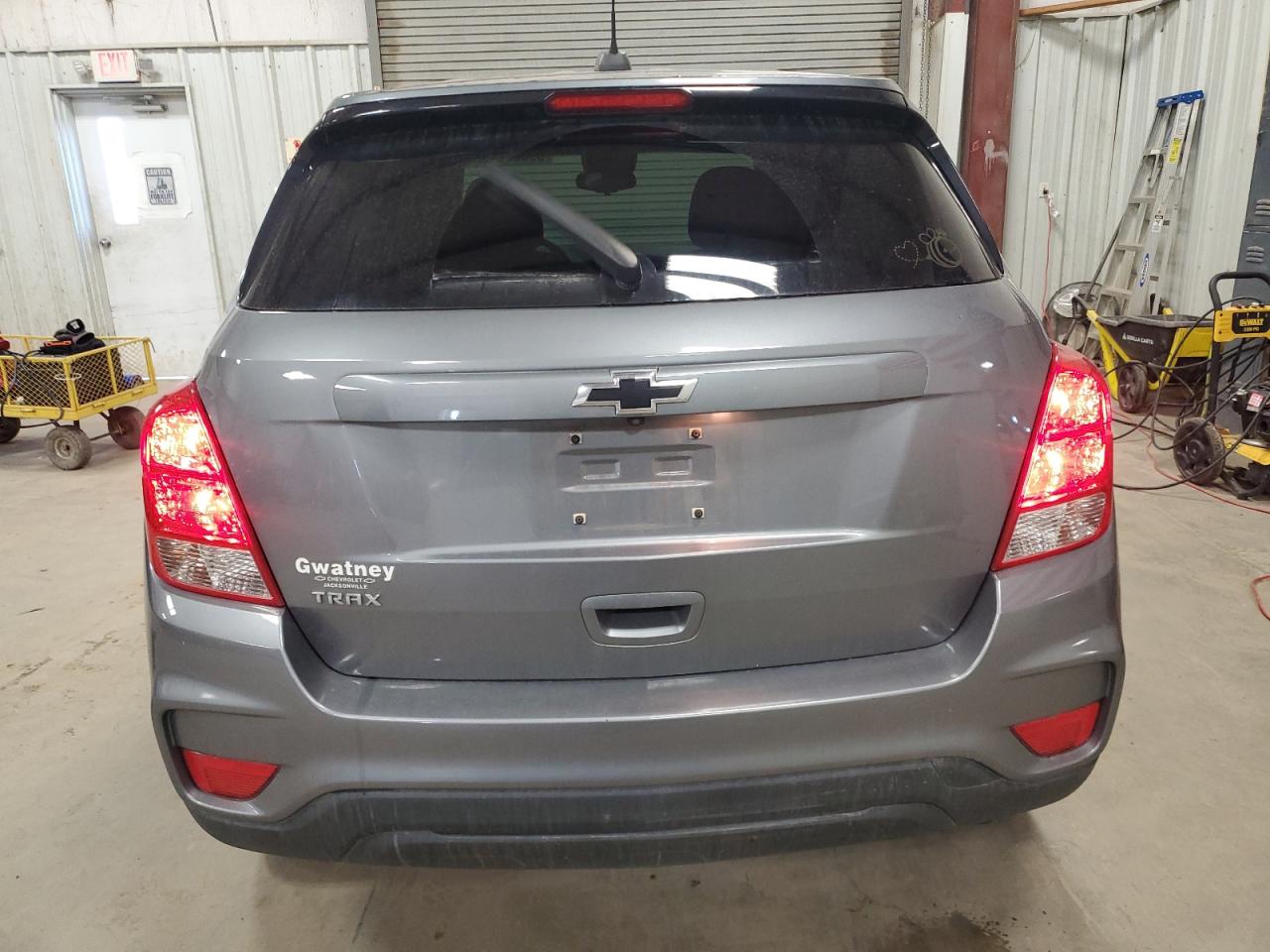 2020 Chevrolet Trax - Image 6