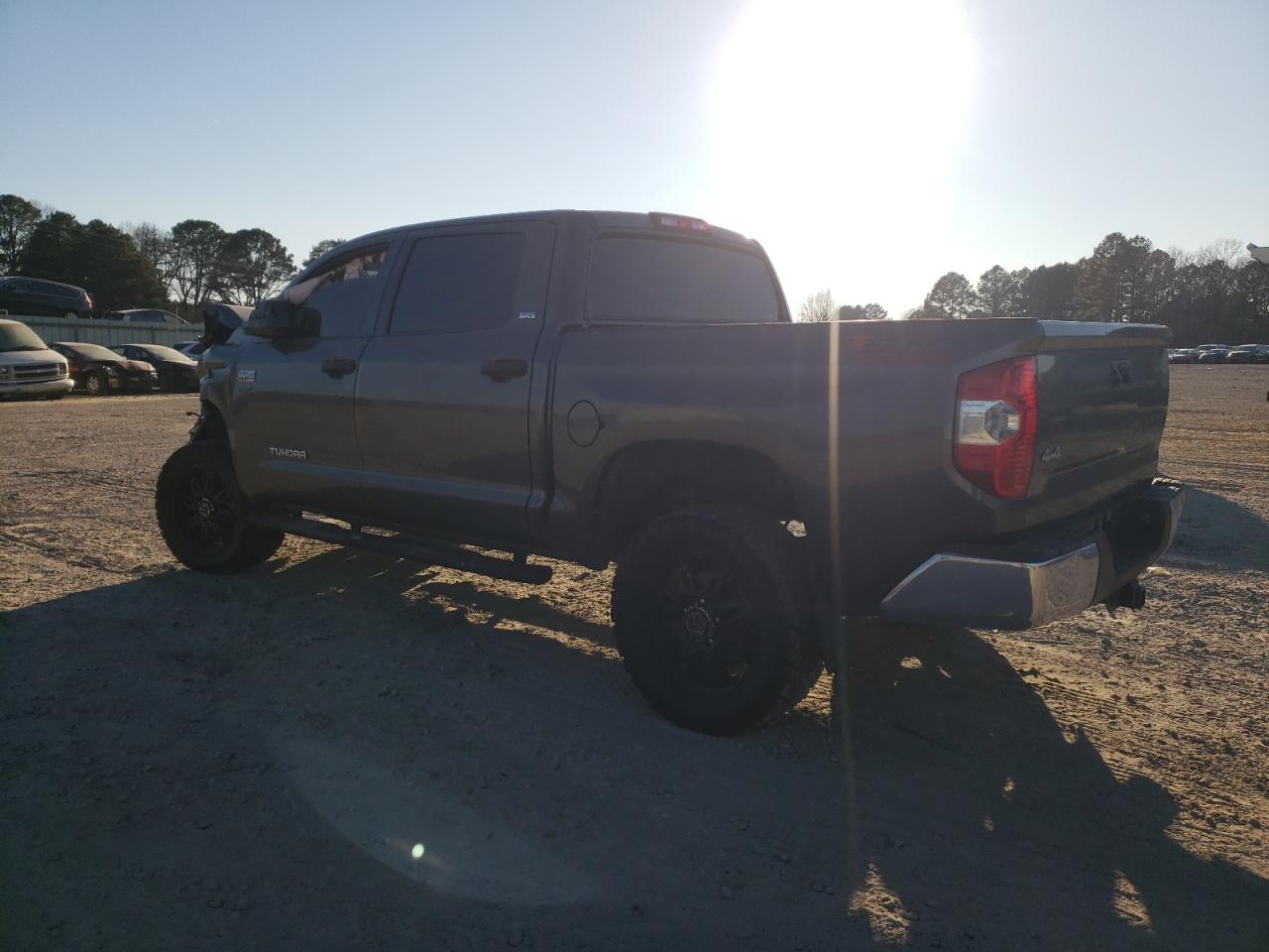 2014 Toyota Tundra - Image 2