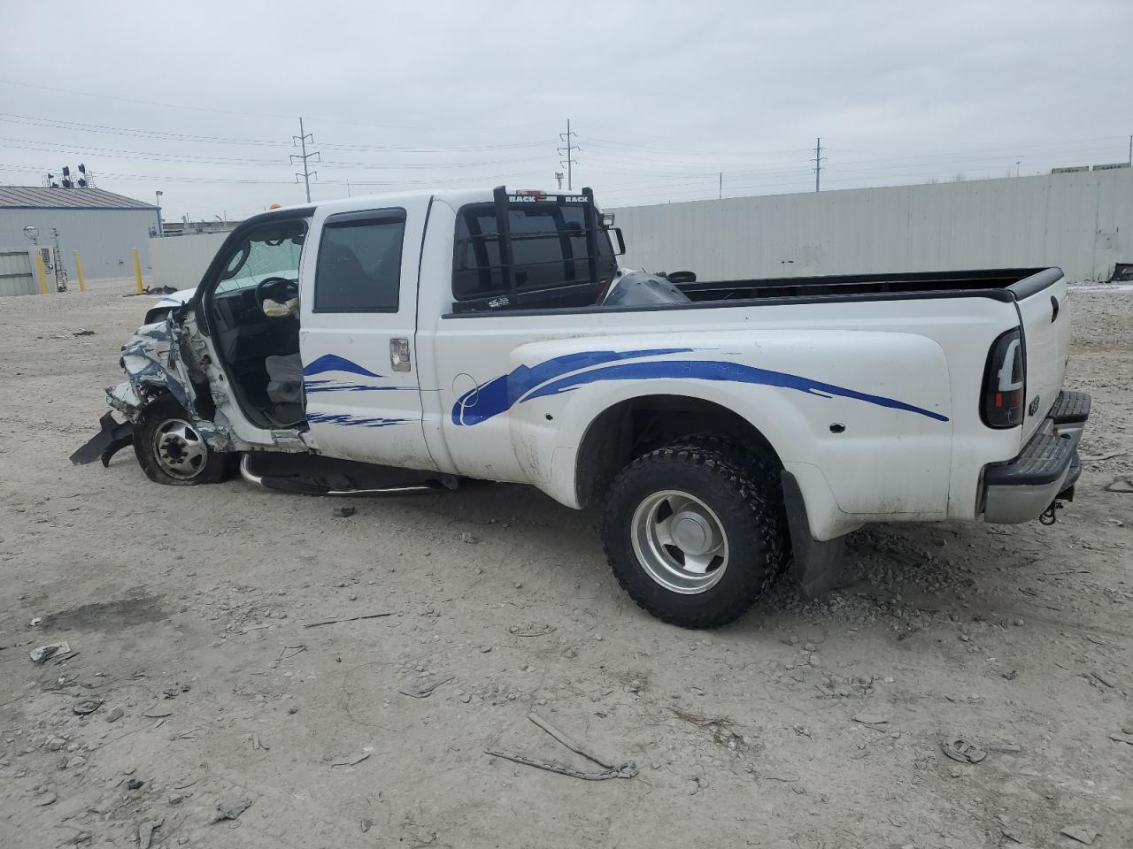 2003 Ford F350 - Image 2