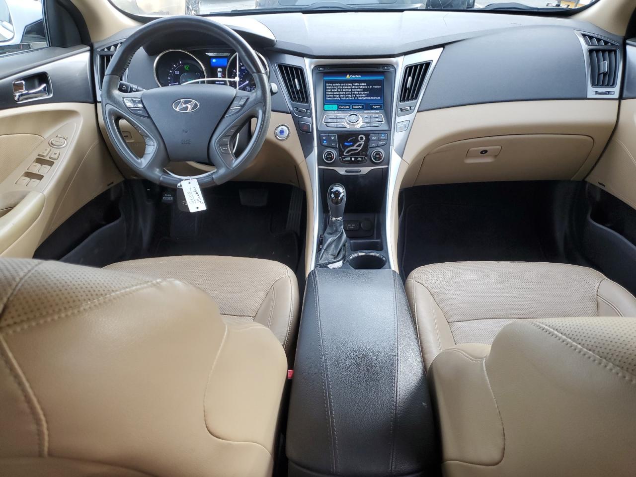 2012 Hyundai Sonata - Image 8