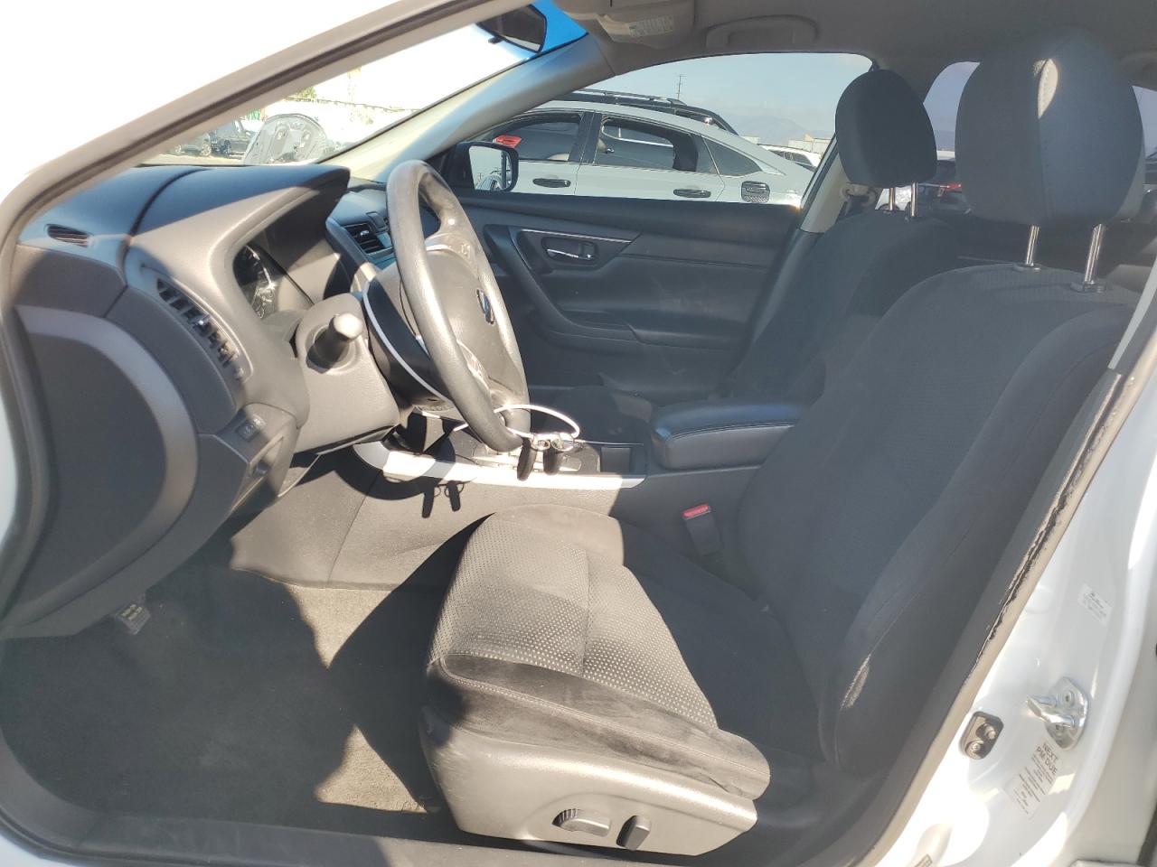 2015 Nissan Altima - Image 7