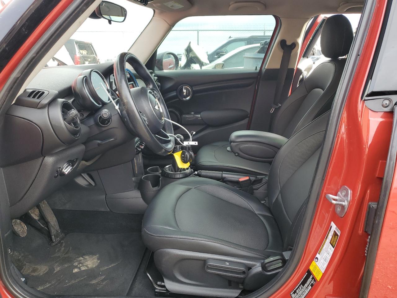 2015 MINI Cooper - Image 7