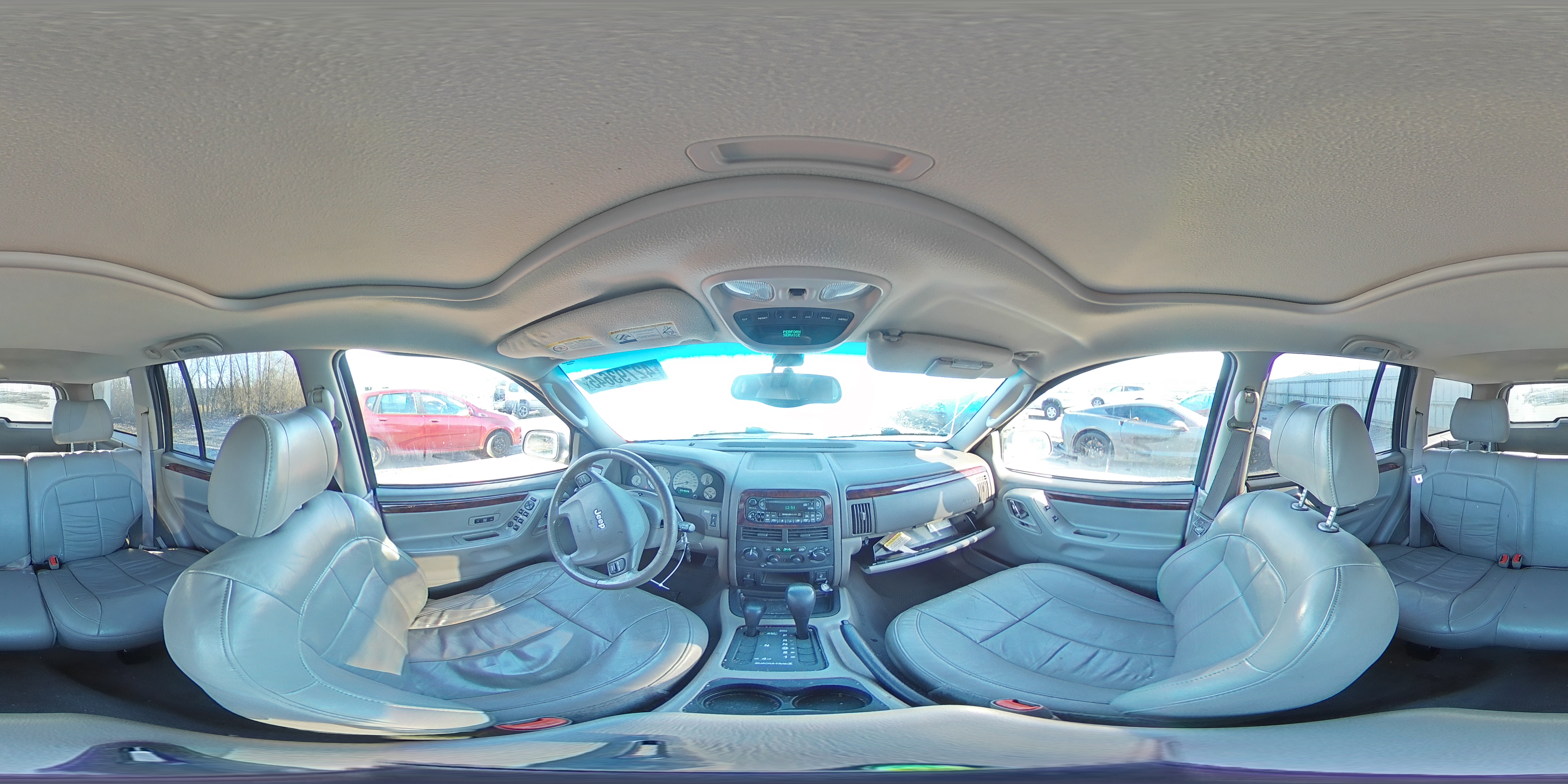 2004 Jeep Grand Cherokee - Image 14