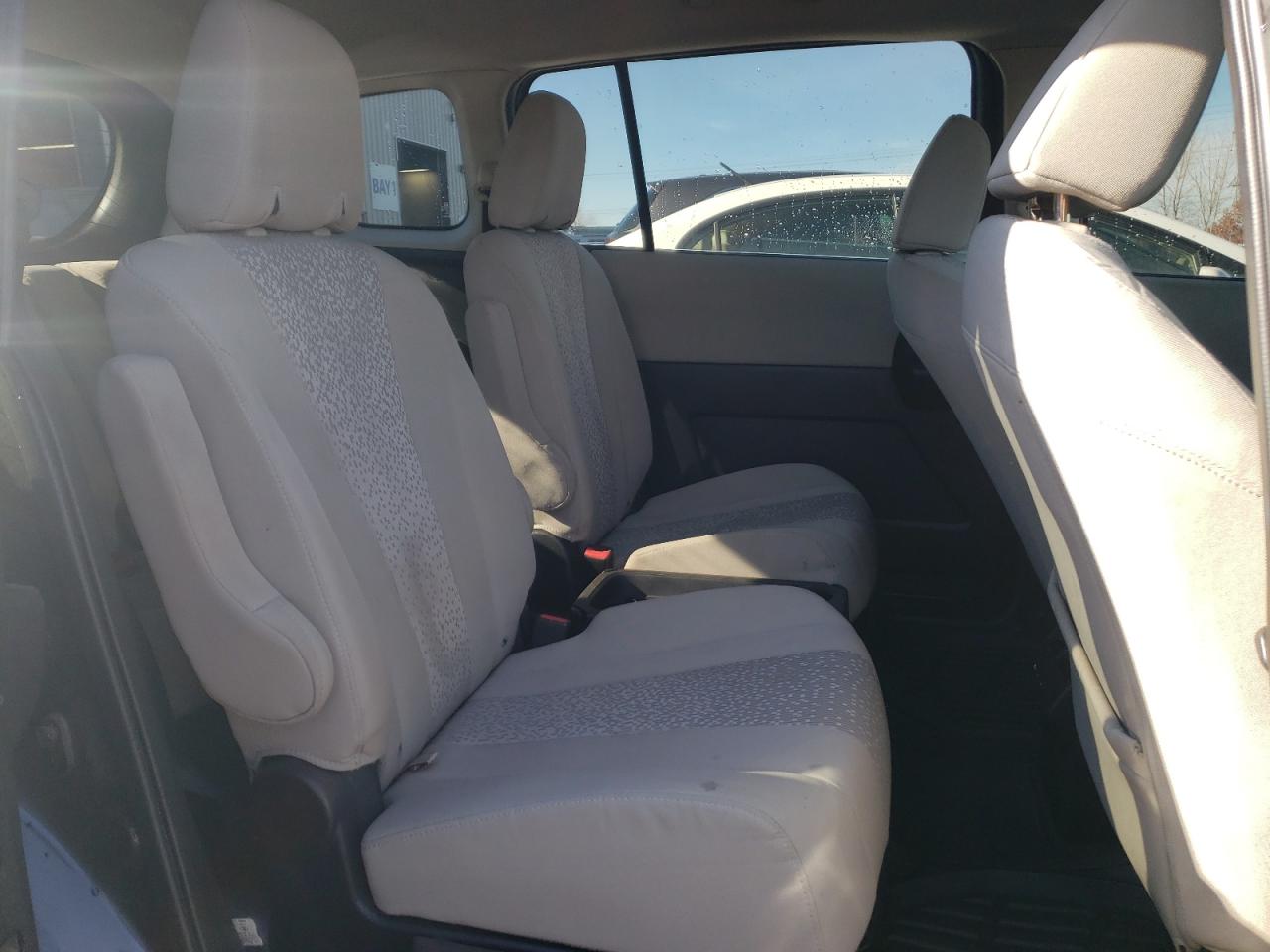 2012 Mazda 5 - Image 11