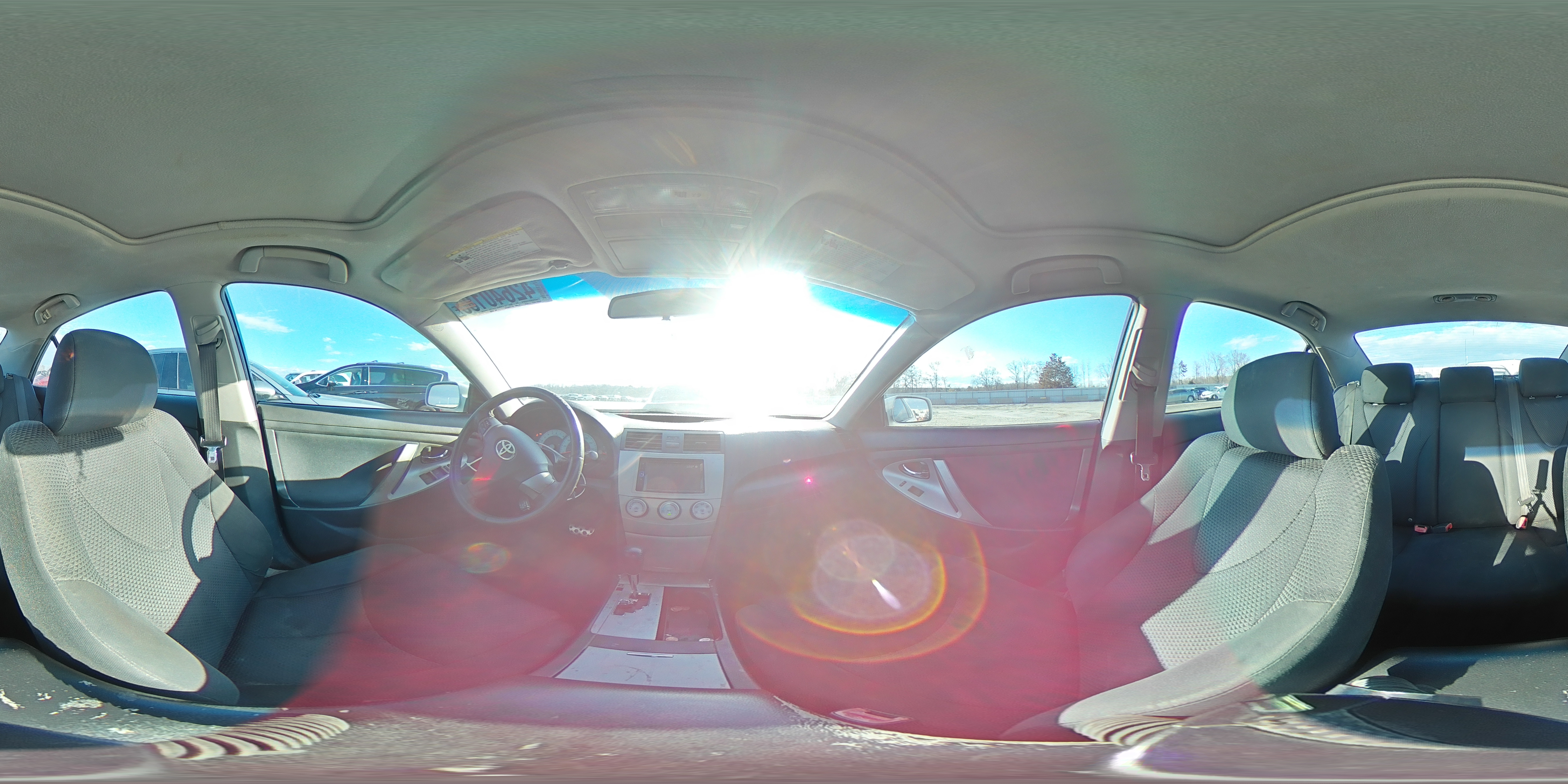2011 Toyota Camry - Image 12