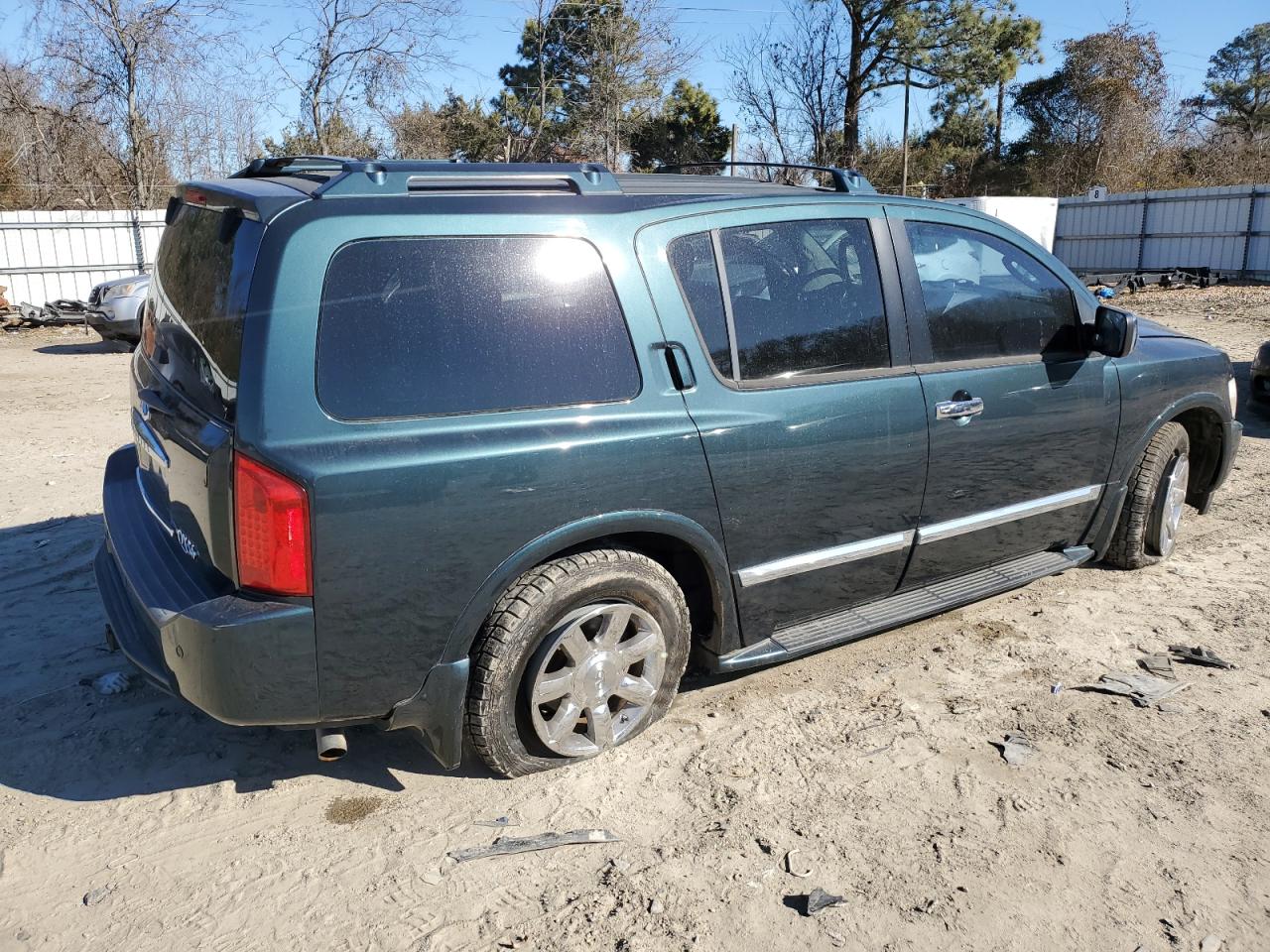 2005 Infiniti QX56 - Image 3