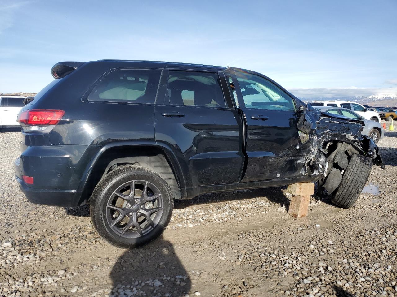 2021 Jeep Grand Cherokee - Image 3