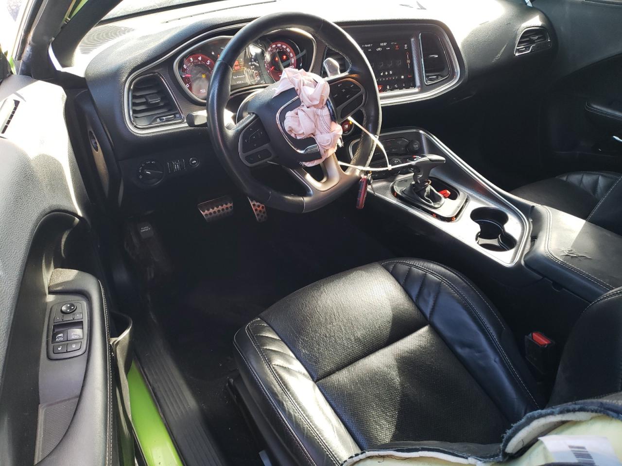 2019 Dodge Challenger - Image 8