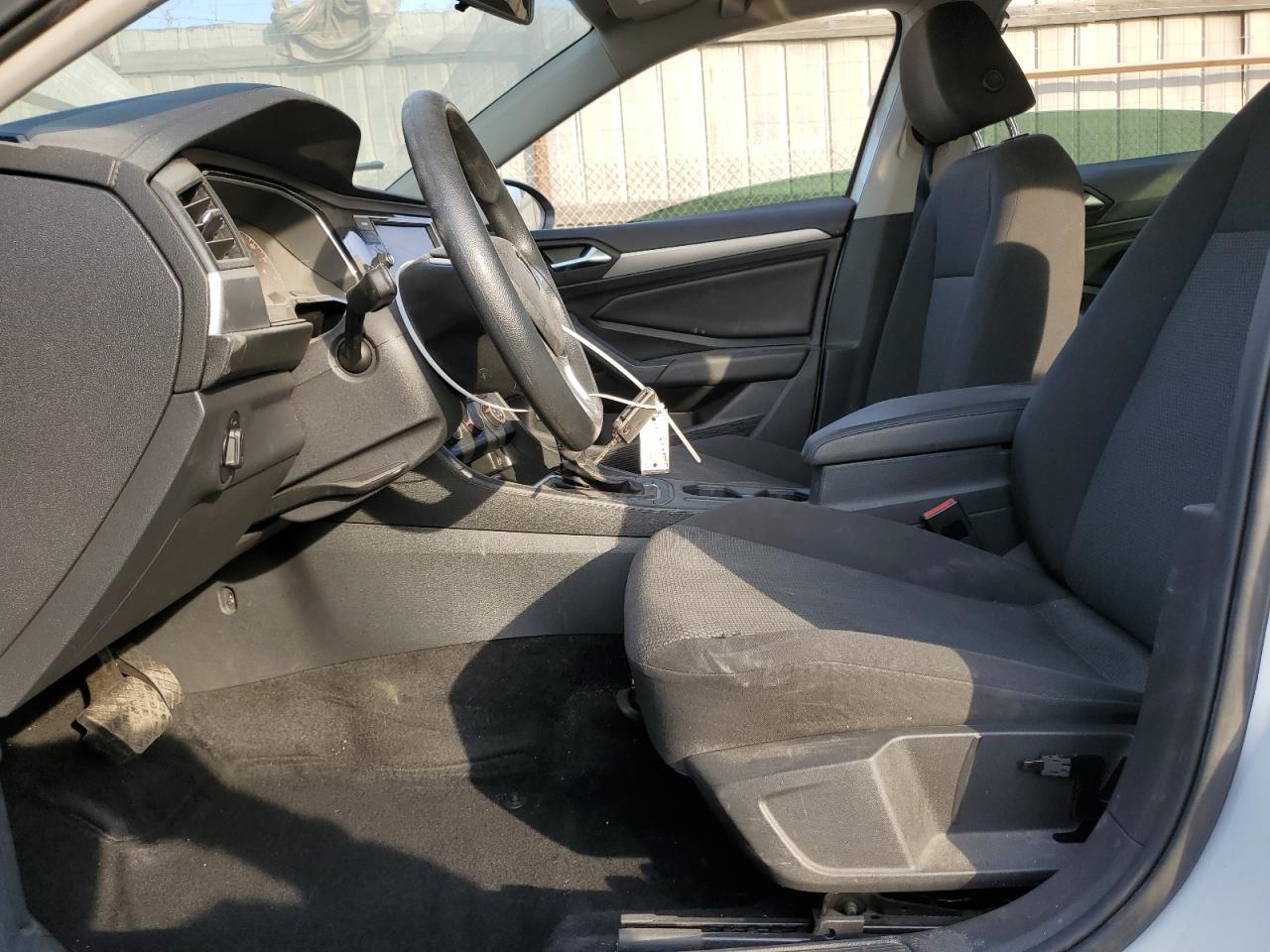 2019 Volkswagen Jetta - Image 7