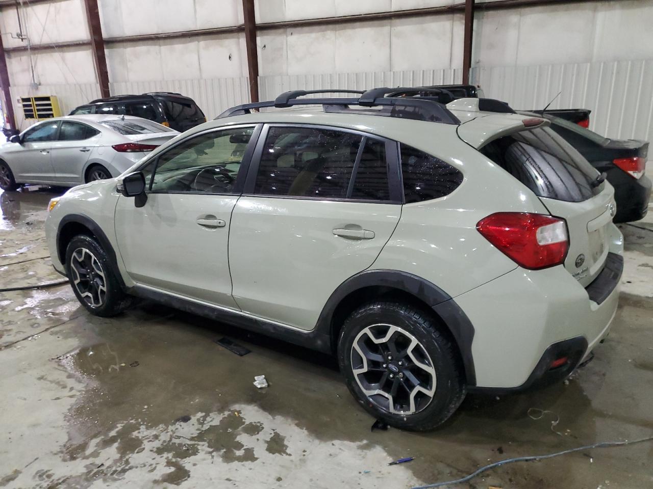 2016 Subaru XV - Image 2