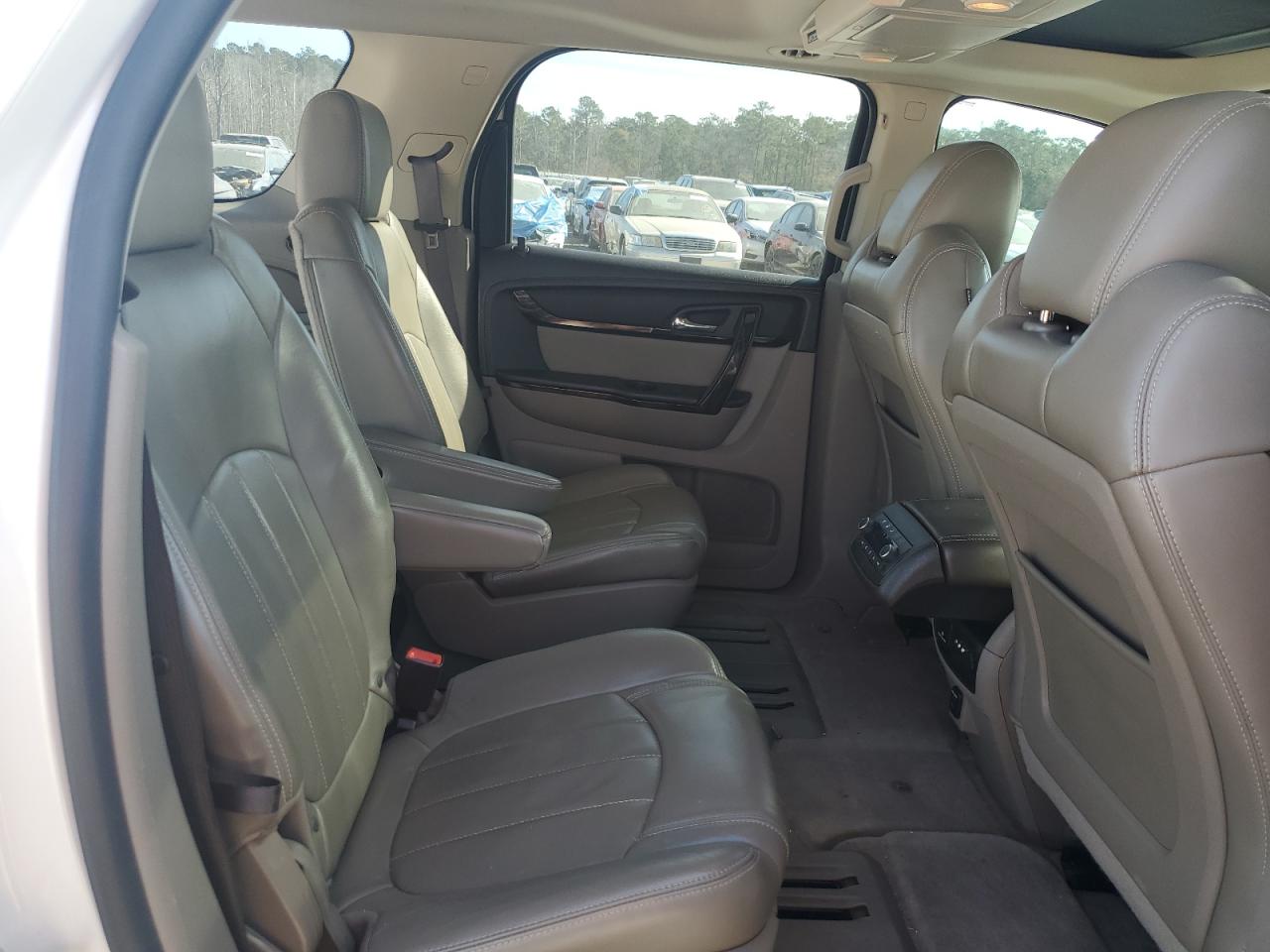 2014 GMC Acadia - Image 12