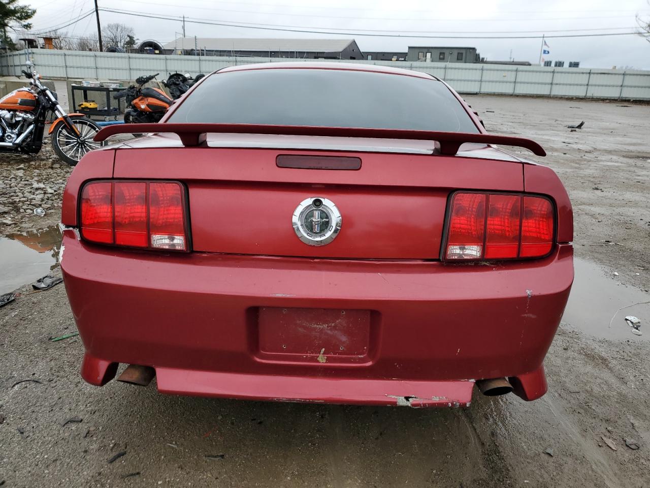 2005 Ford Mustang - Image 6