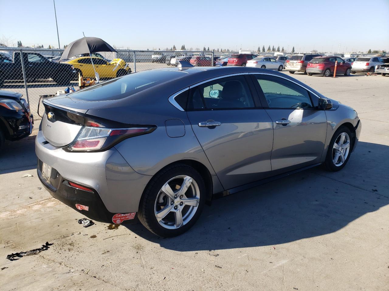 2018 Chevrolet Volt - Image 3