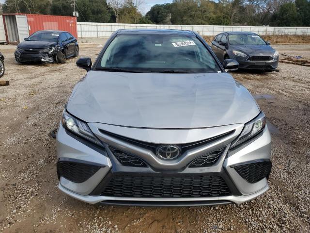  TOYOTA CAMRY 2022 Сріблястий