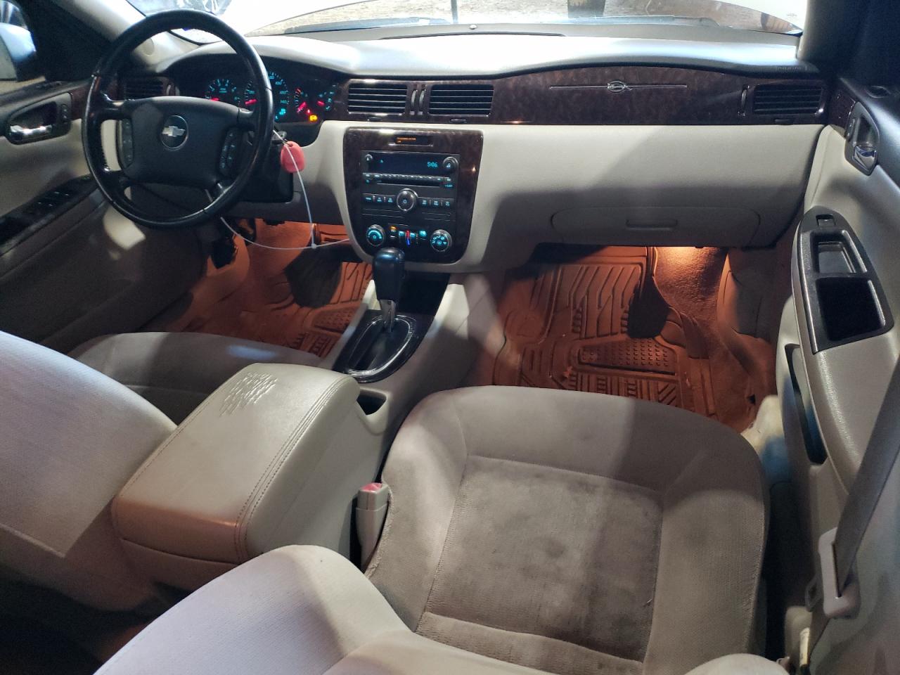 2013 Chevrolet Impala - Image 8