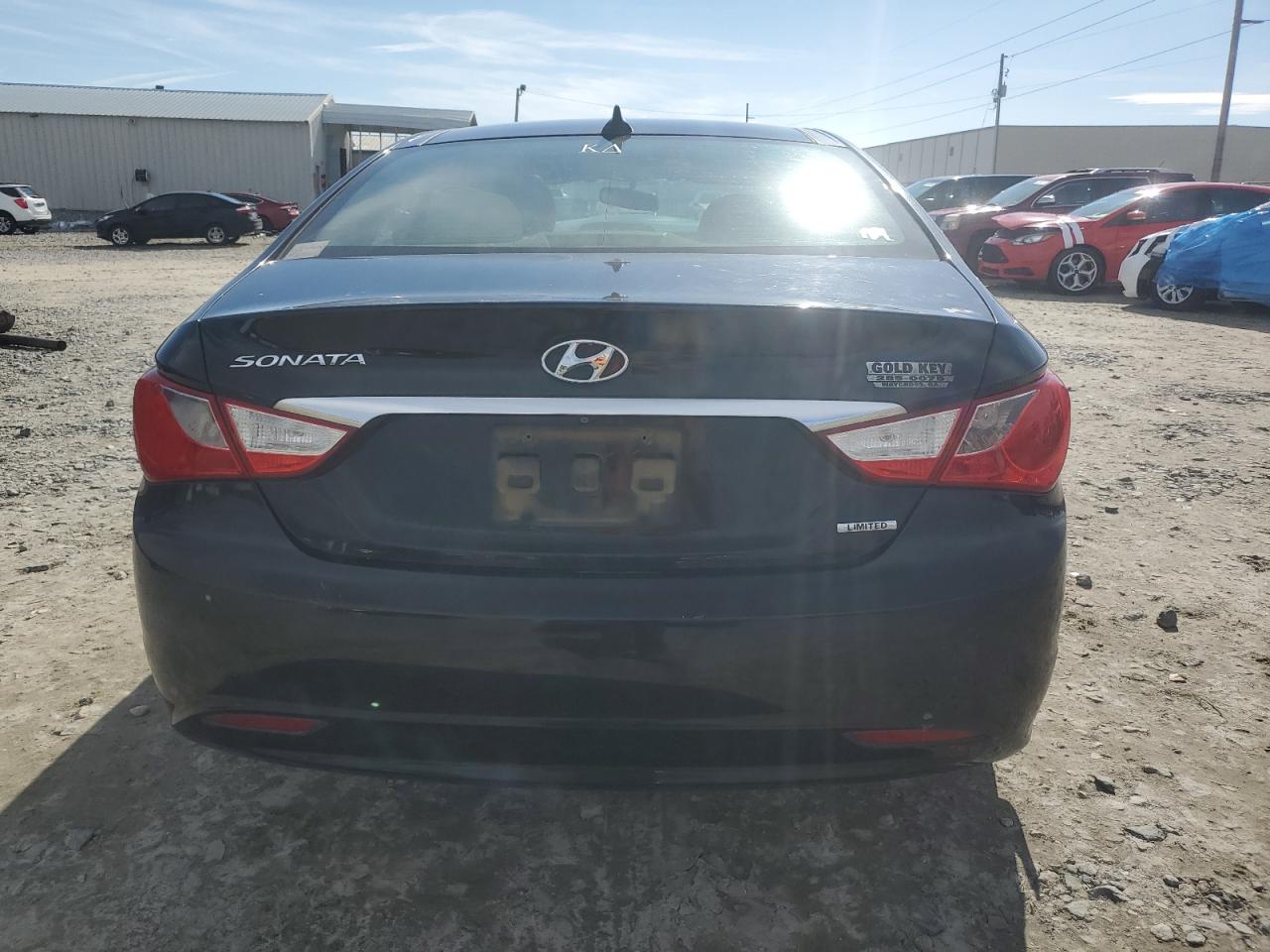 2012 Hyundai Sonata - Image 6