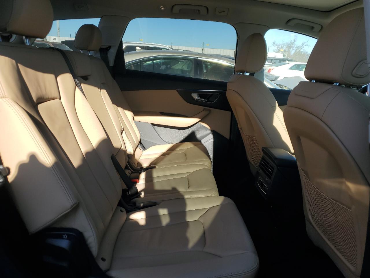 2023 Audi Q7 - Image 11