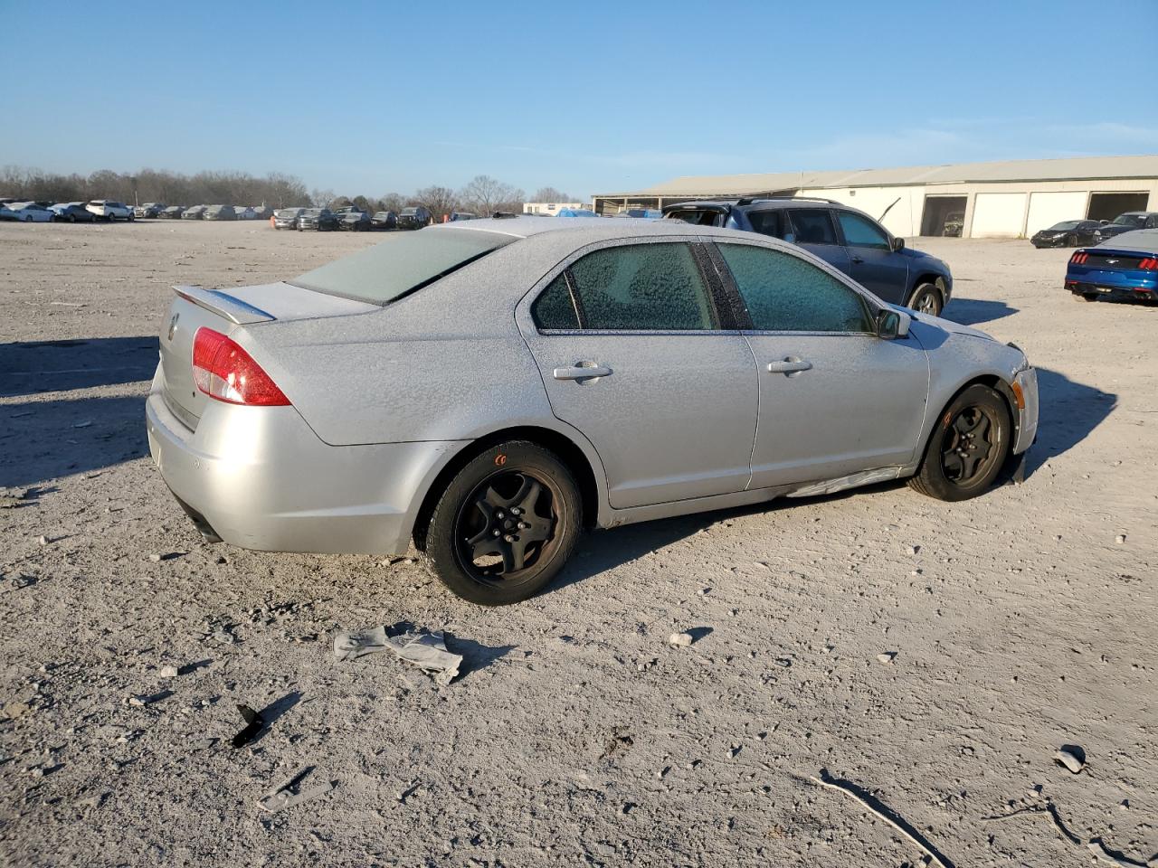 2010 Mercury Milan - Image 3