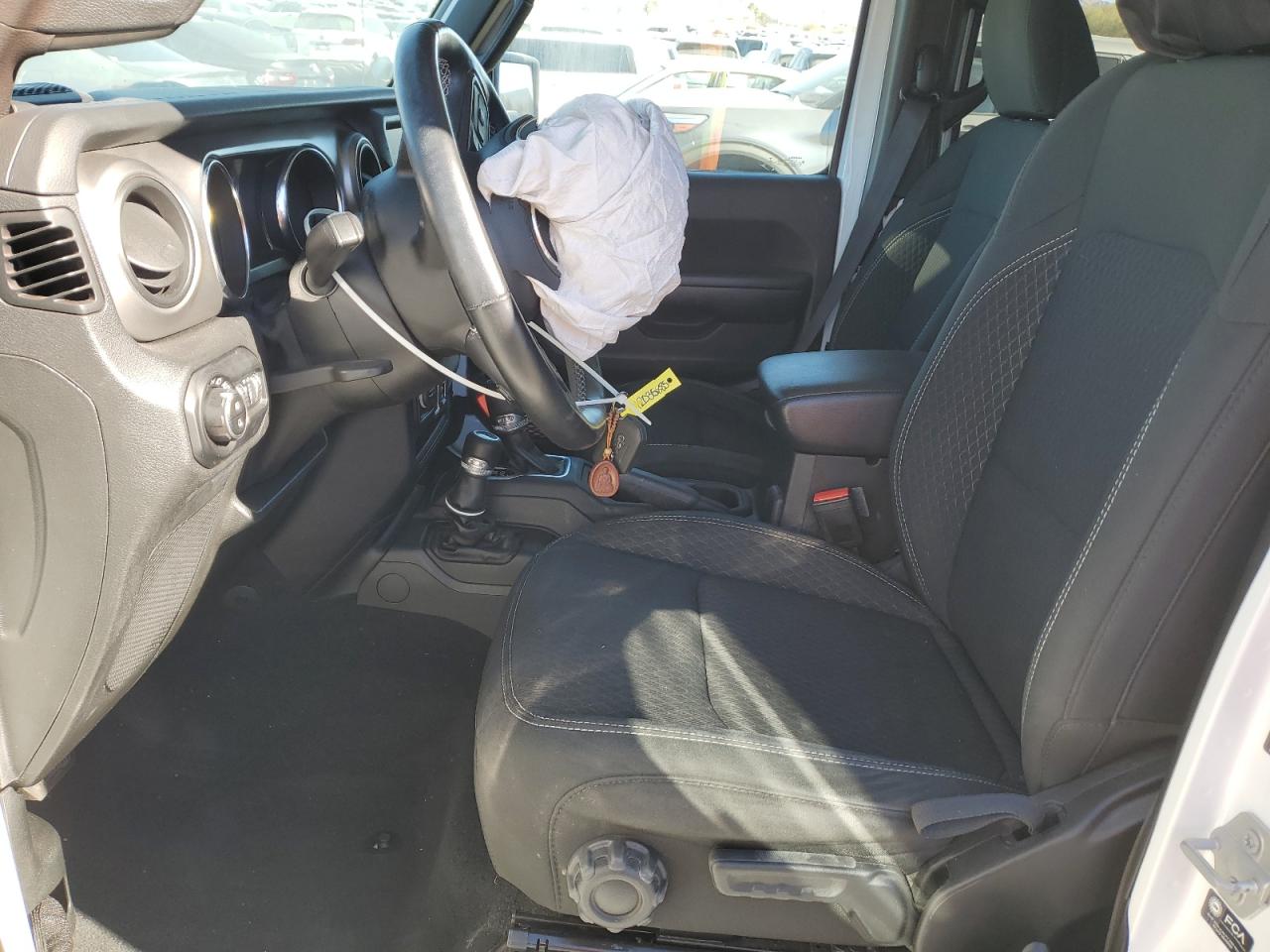 2021 Jeep Gladiator - Image 7