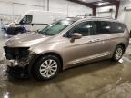 2018 Chrysler Pacifica Touring L na sprzedaż w Avon, MN - Front End