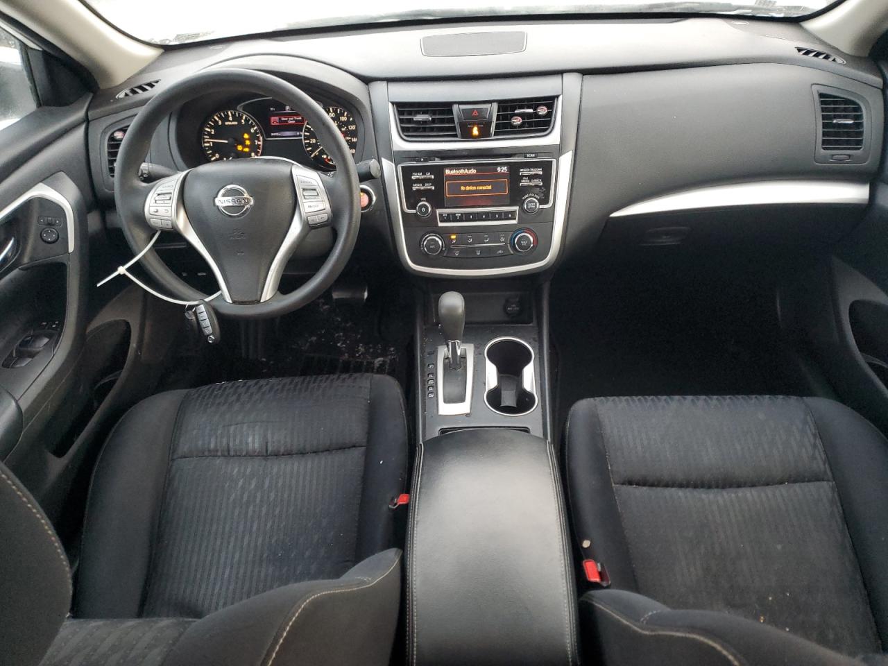 2017 Nissan Altima - Image 8