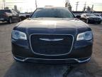 2017 Chrysler 300 Limited للبيع في Sun Valley، CA - Front End