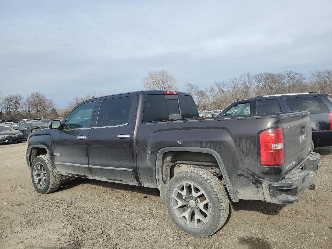 2015 GMC Sierra - Image 2