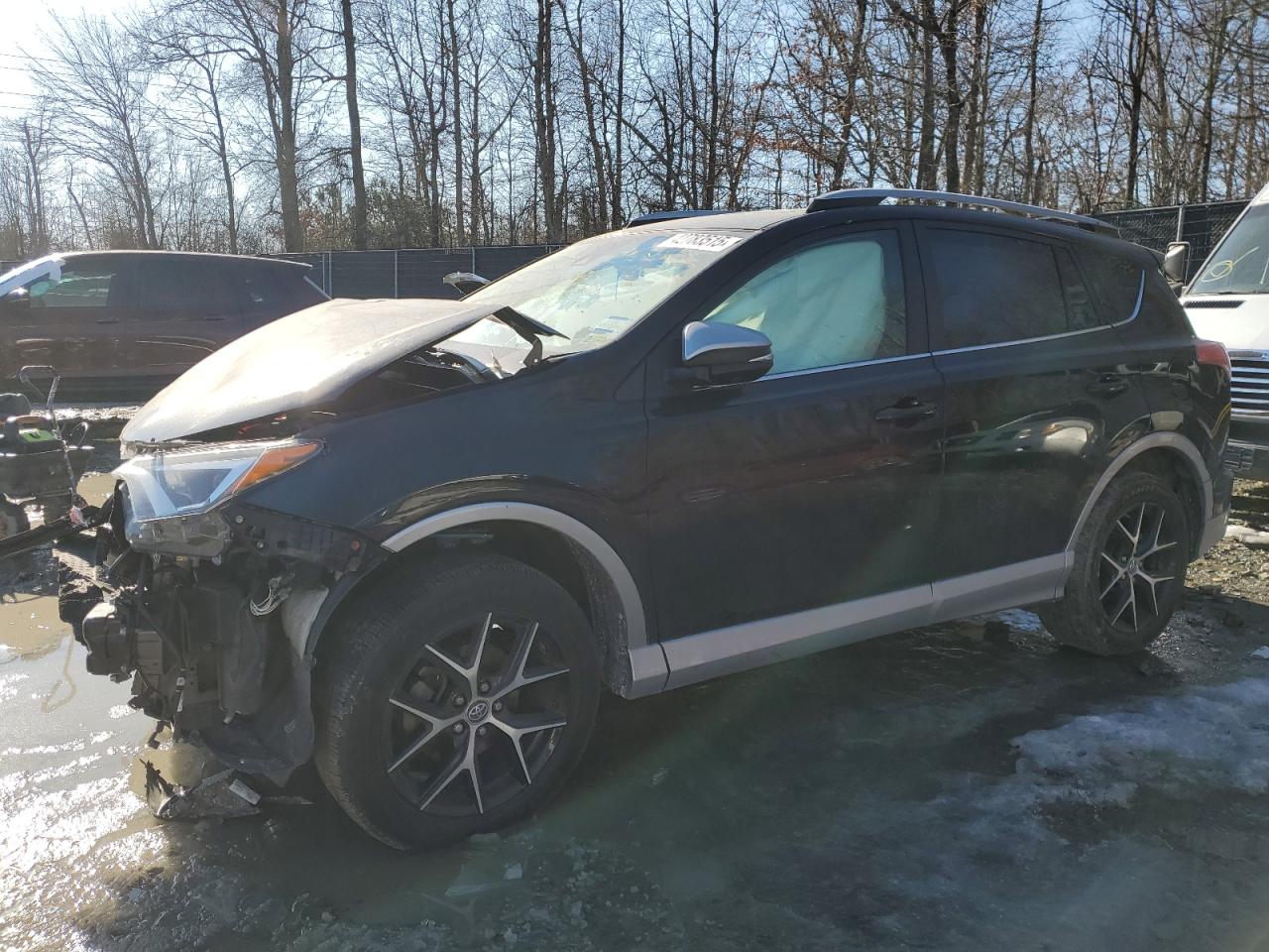 2018 Toyota RAV 4 - Image 1