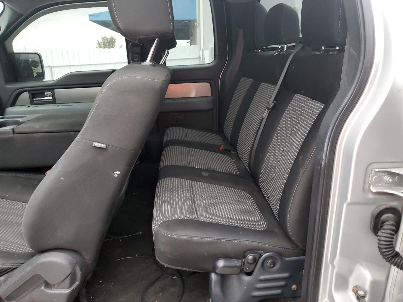 2012 Ford F150 Super Cab VIN: 1FTEX1CM8CFB00287 Lot: 87693055