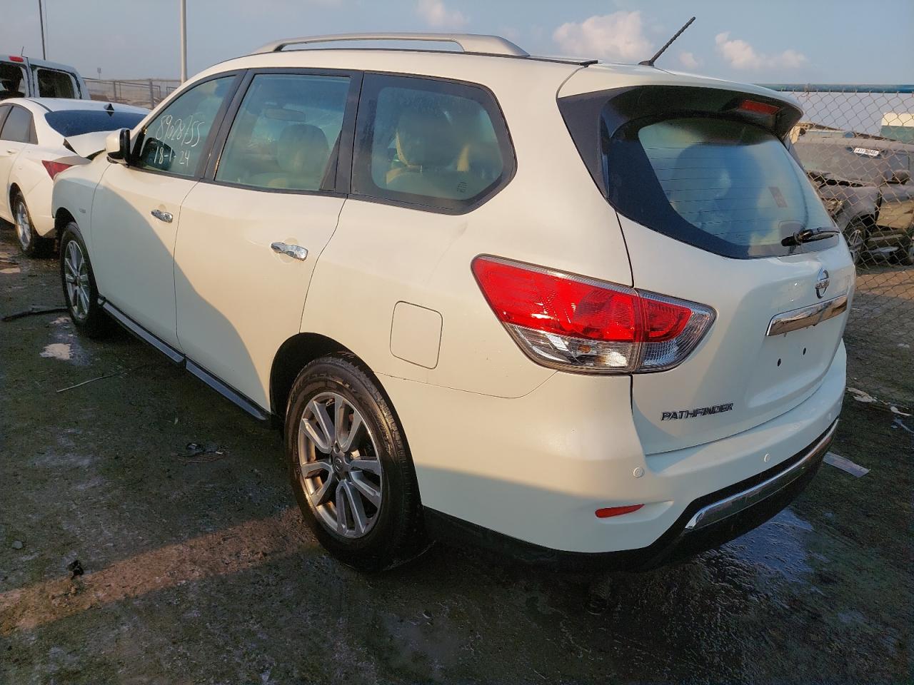 5N1AR2M75GC640268 - 2016 Nissan Pathfinder S - #89028755