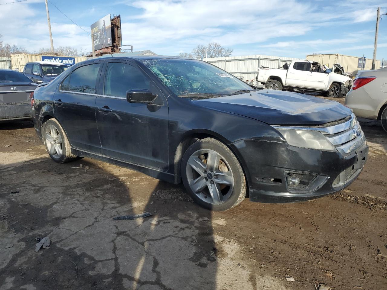 2010 Ford Fusion - Image 4