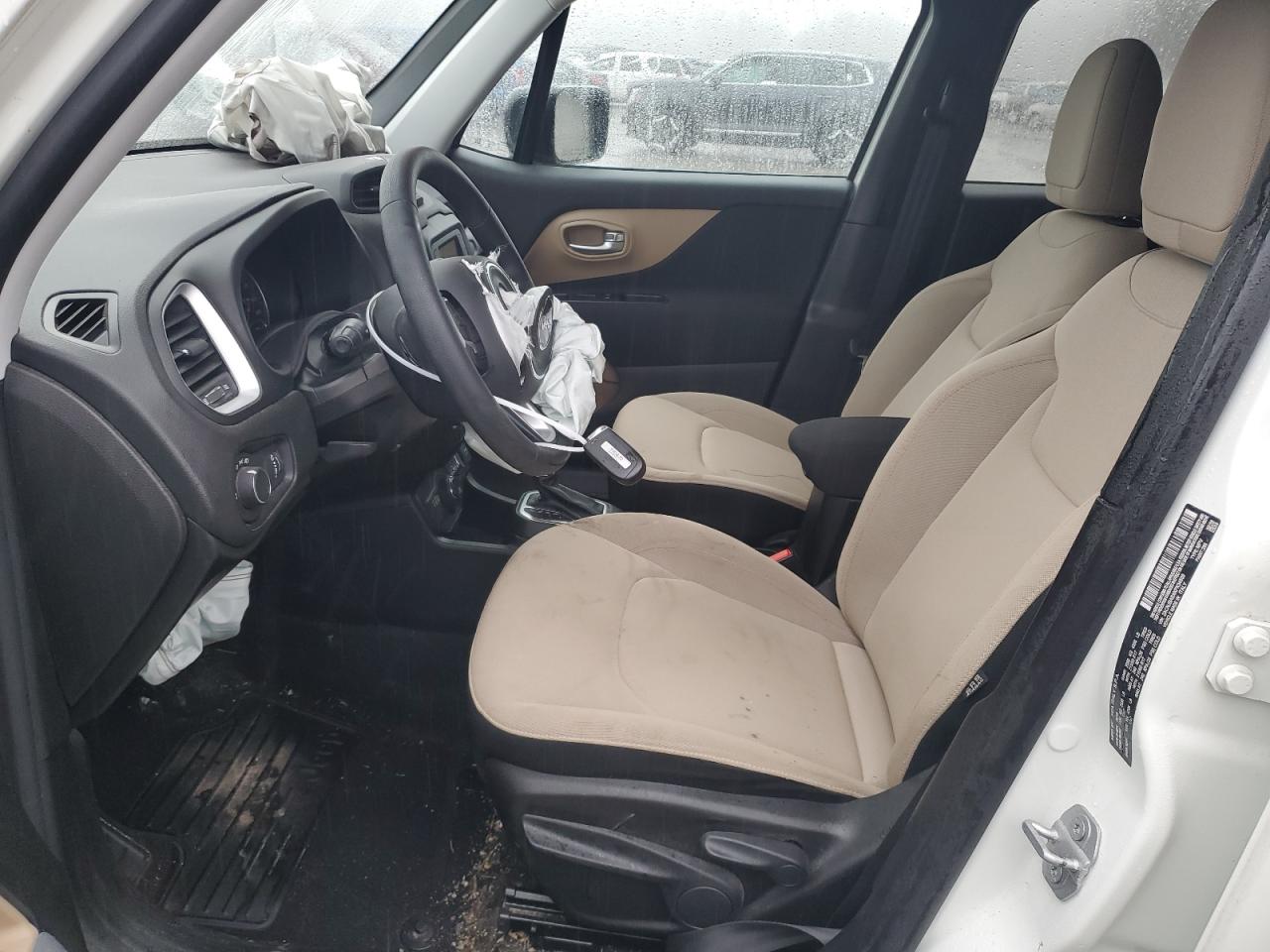 2019 Jeep Renegade - Image 7