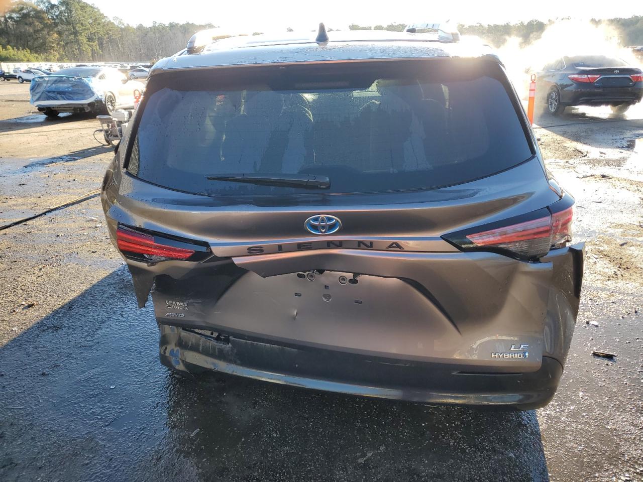 2021 Toyota Sienna - Image 6