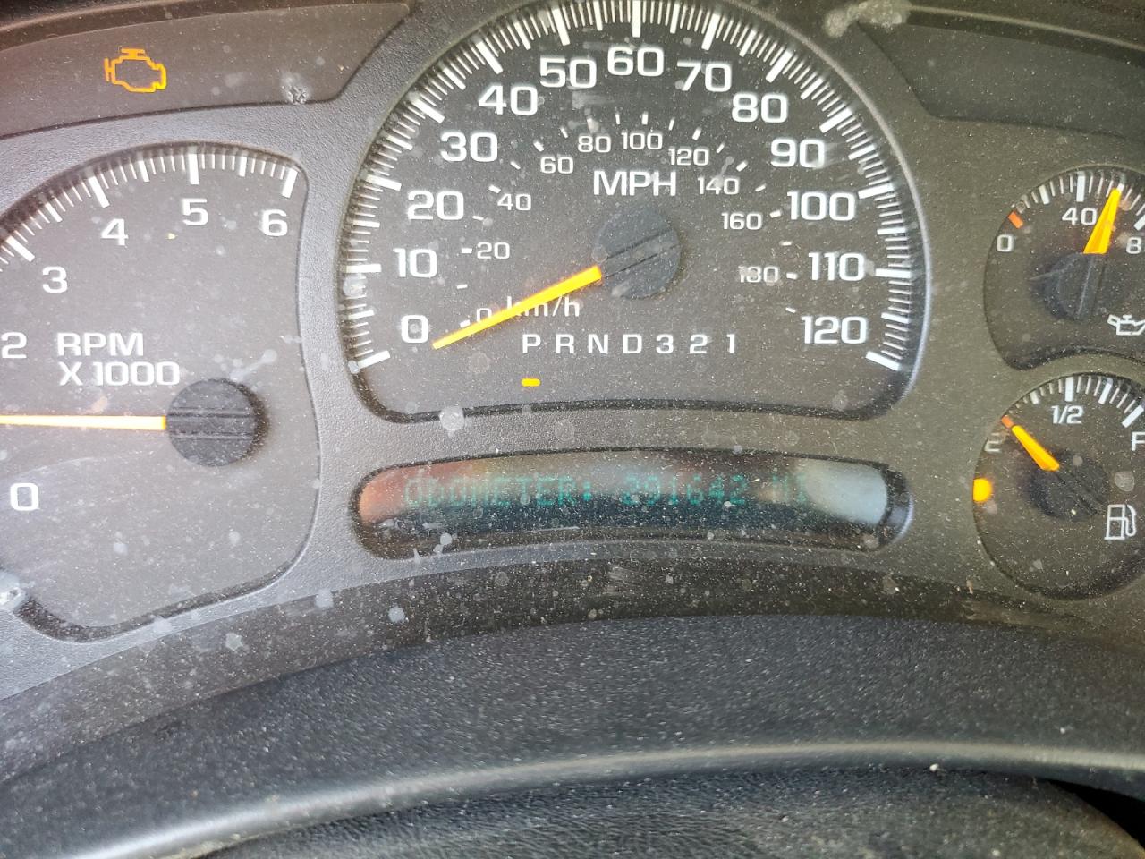 2007 Chevrolet Silverado - Image 9