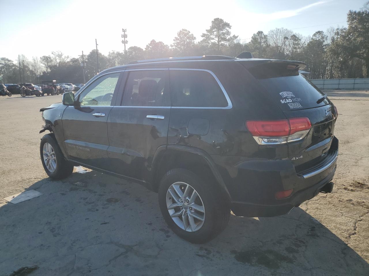 2017 Jeep Grand Cherokee - Image 2