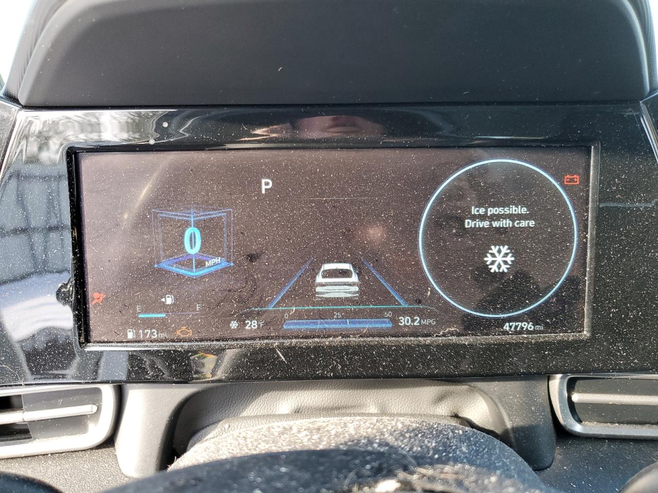2021 Hyundai Elantra - Image 9